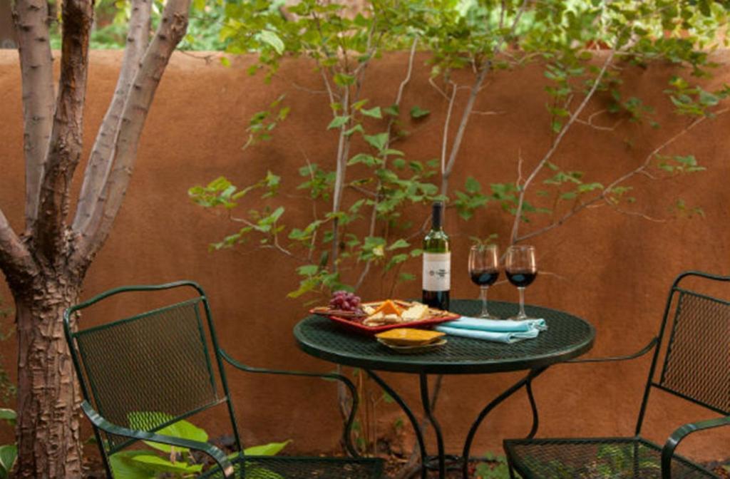 Four Kachinas B&B Inn Санта-Фе Номер фото
