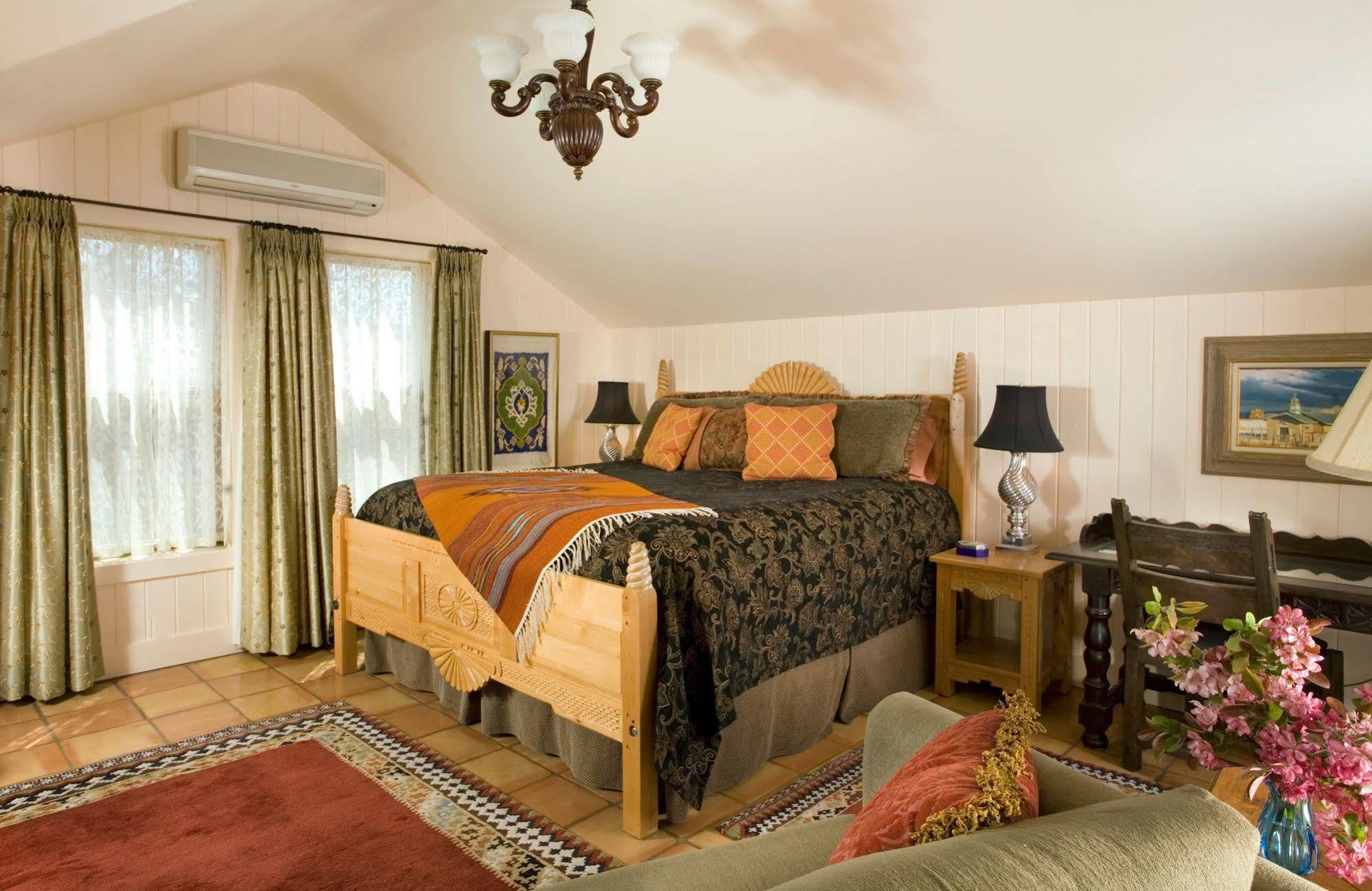 Four Kachinas B&B Inn Санта-Фе Екстер'єр фото